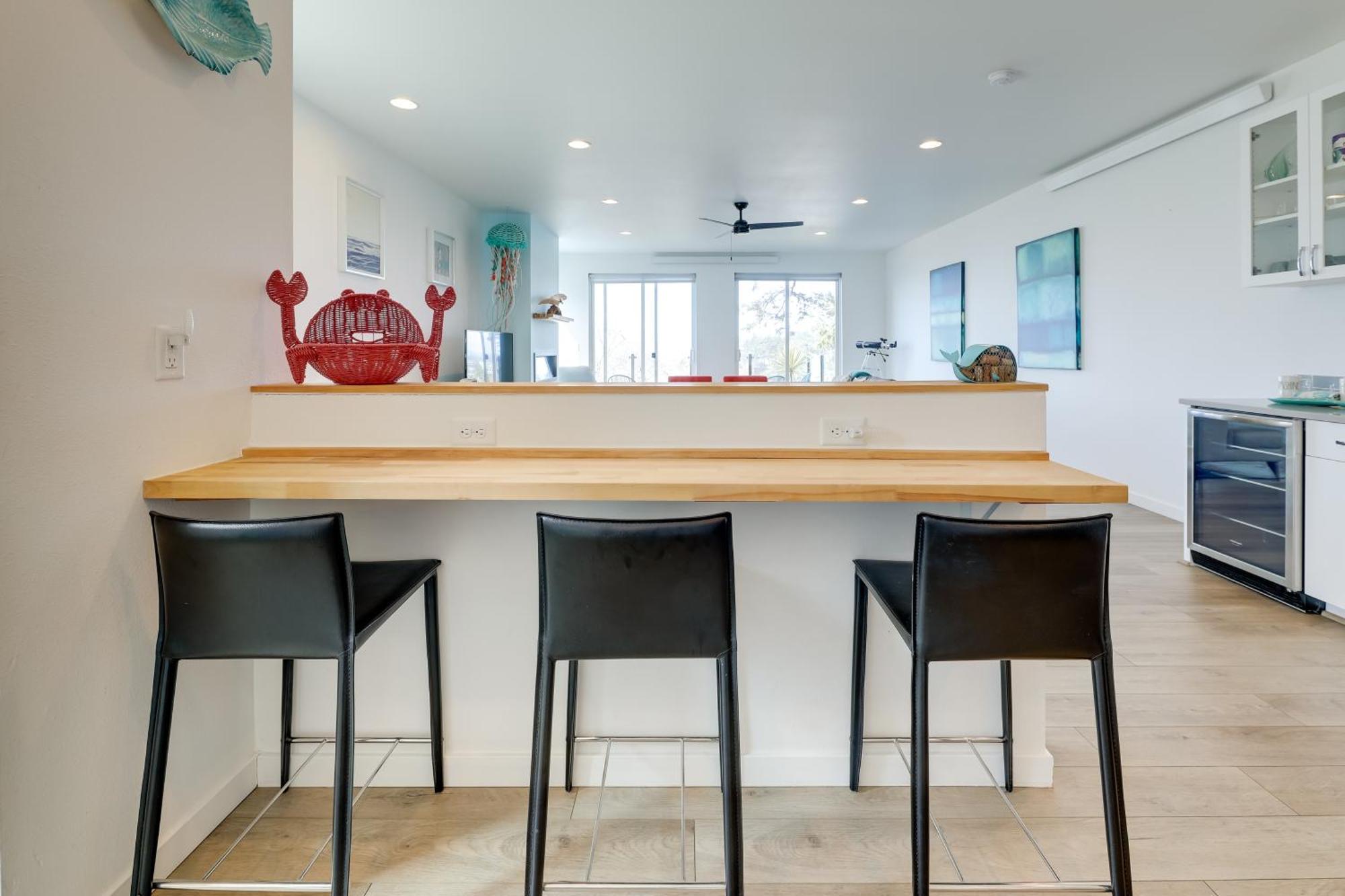 Scenic Depoe Bay Townhome With Deck Less Than 1 Mi To Parks! Bagian luar foto