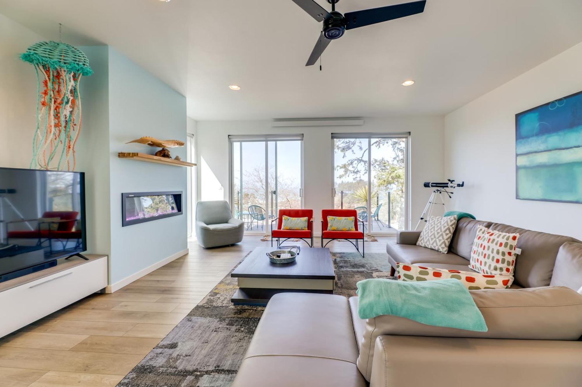 Scenic Depoe Bay Townhome With Deck Less Than 1 Mi To Parks! Bagian luar foto
