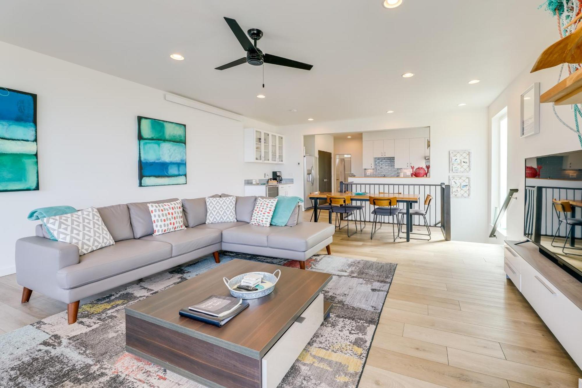 Scenic Depoe Bay Townhome With Deck Less Than 1 Mi To Parks! Bagian luar foto